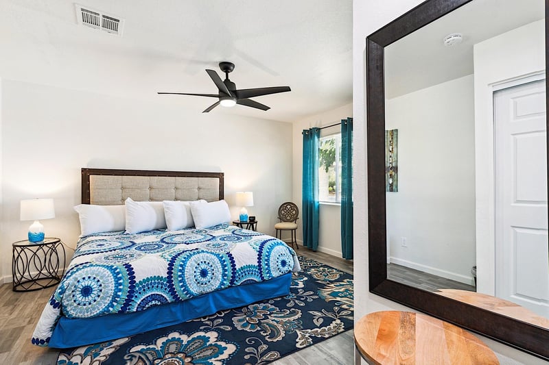 Master bedroom  King sized bed