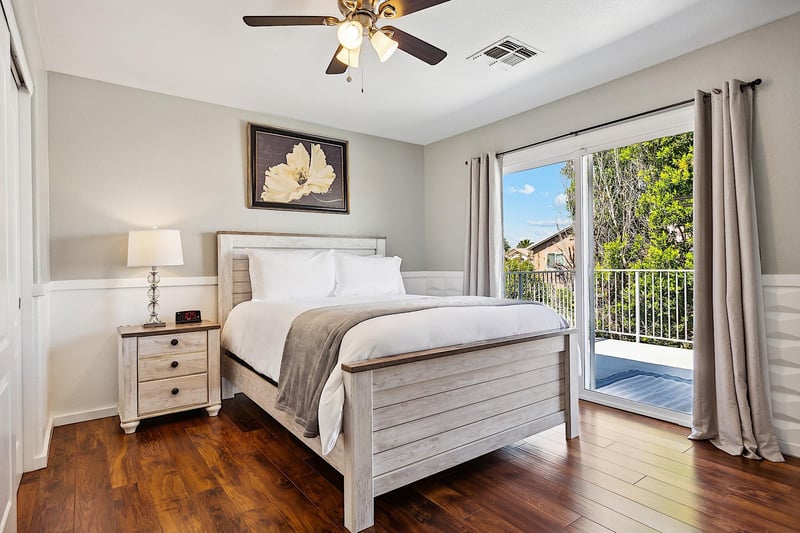 Fourth Bedroom w 40 Smart TV  Balcony Access Upstairs