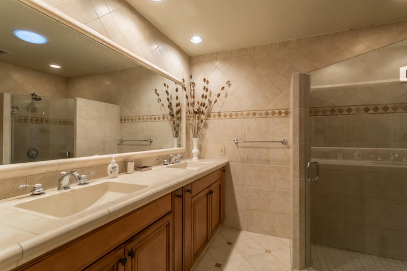 The double vanity means that you can get ready for your next adventure together