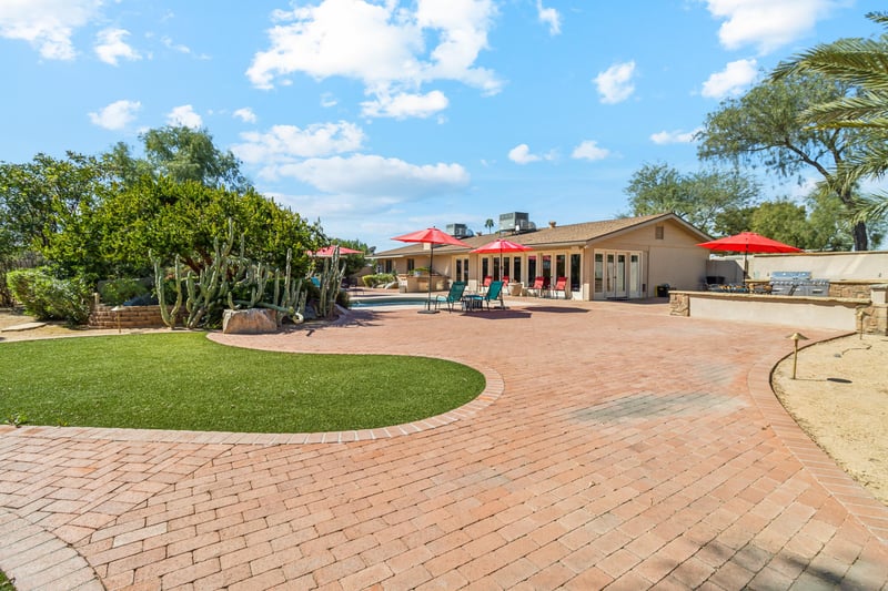 Plenty of yard space for family fun