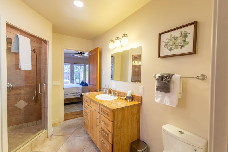 Jack And Jill Bathroom For 2nd And 3rd Bedroom