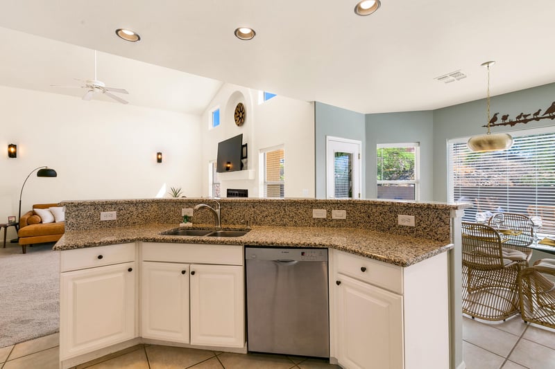 Center kitchen island