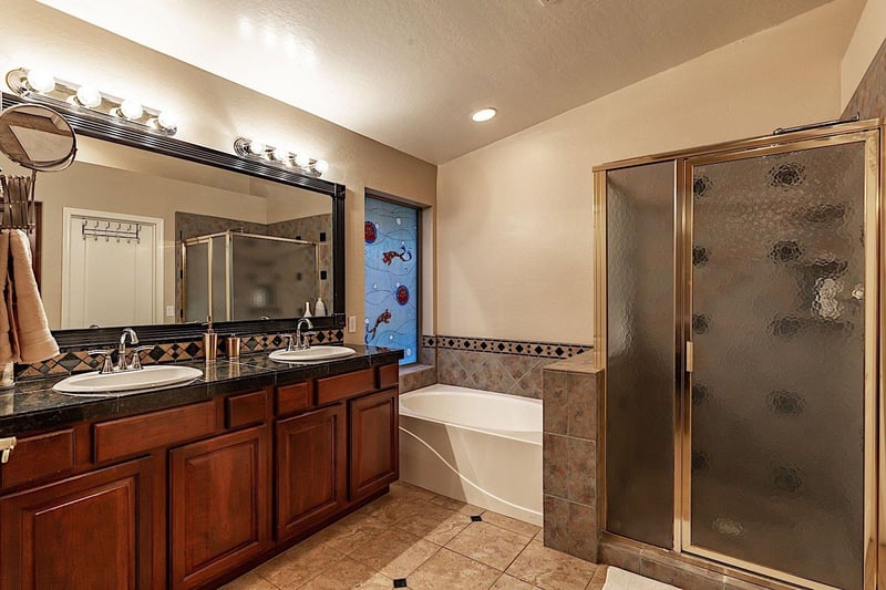 Dual sinks in the master bathroom
