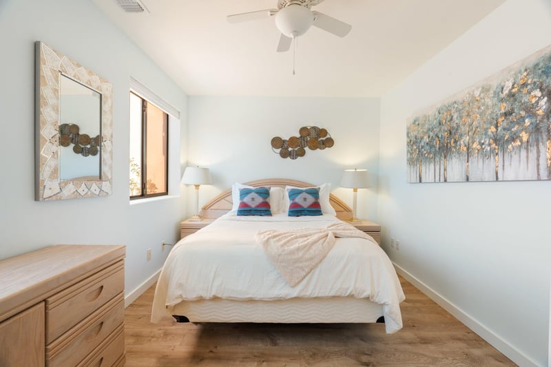 2nd Guest Bedroom With Queen Bed