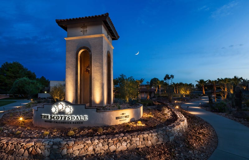 Walk to The Scottsdale Resort from the unit to enjoy dinner, drinks or nightly entertainment