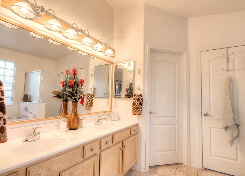 Double Vanity and large walk in closet in master bath