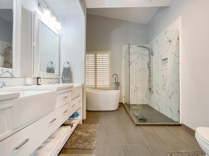 Spalike bathroom with stand alone soaking tub