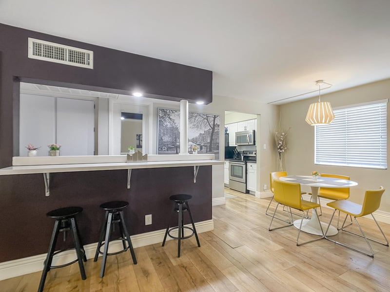 BarDining toward Kitchen