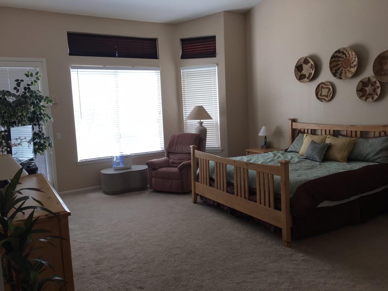 Master Suite  King Size Bed