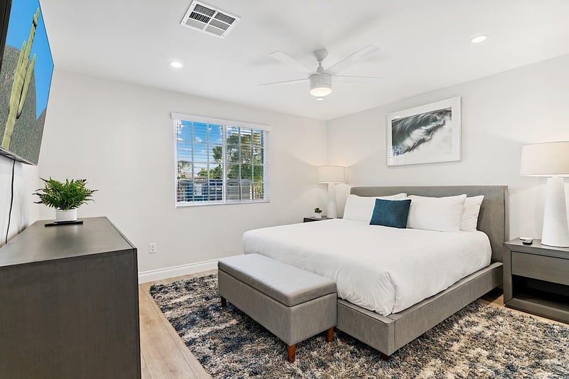 Master suite  King sized bed.