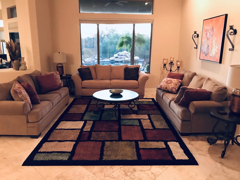 Sitting room with pullout sofabed