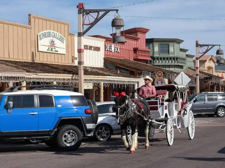 Close to Downtown Scottsdale and Shopping