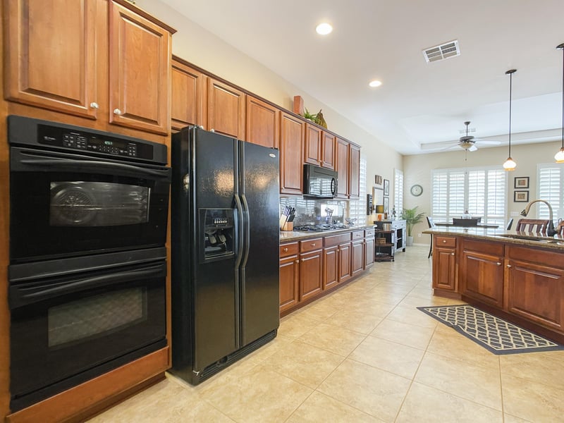 Double oven for meal prep