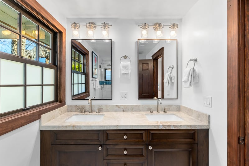 Primary en suiite bathroom