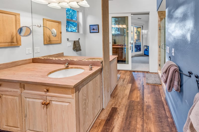 En Suite Leading To Extra Room And Access To Front Yard