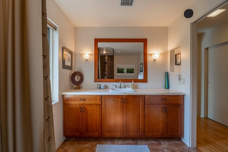 2nd Master En Suite