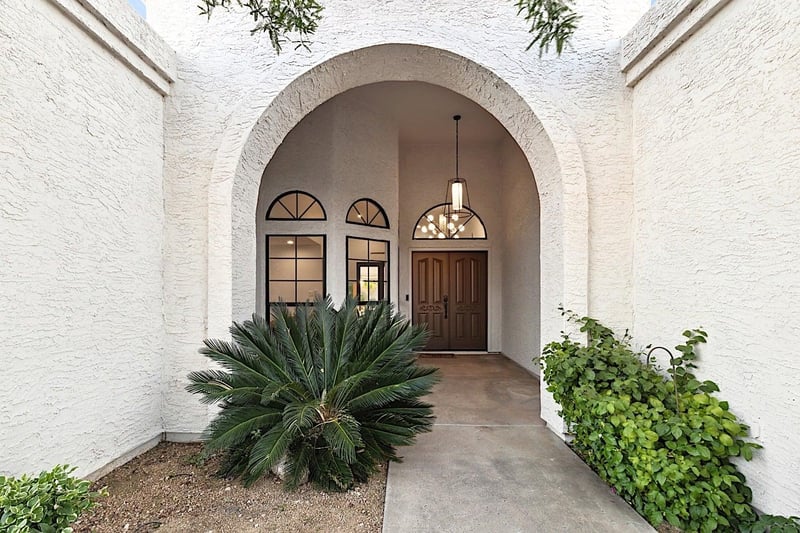 Front Entryway
