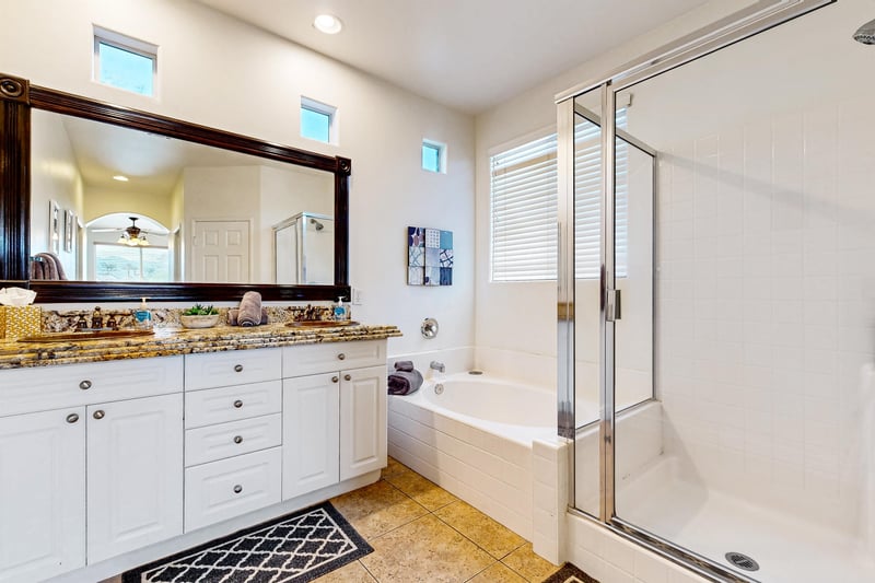 574391