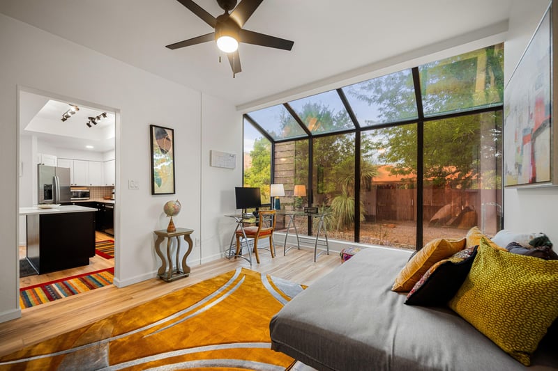 574744