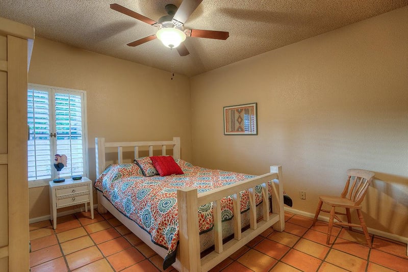 Second bedroom