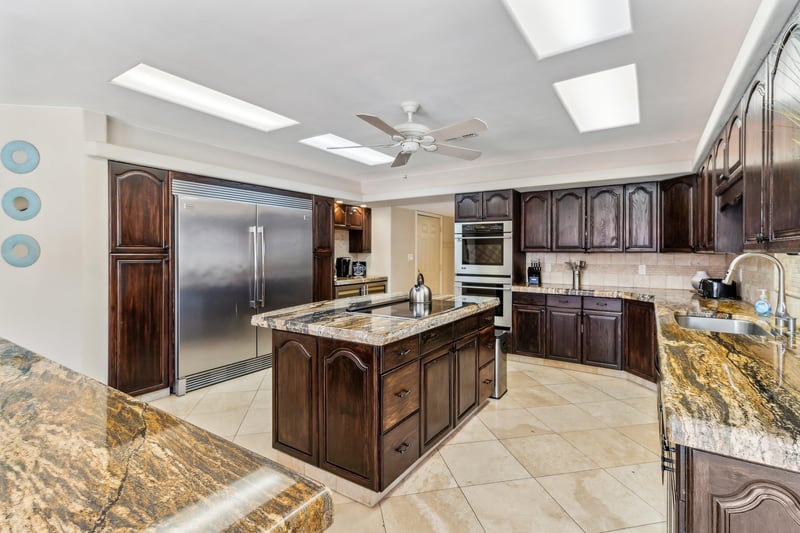 Gourmet Kitchen
