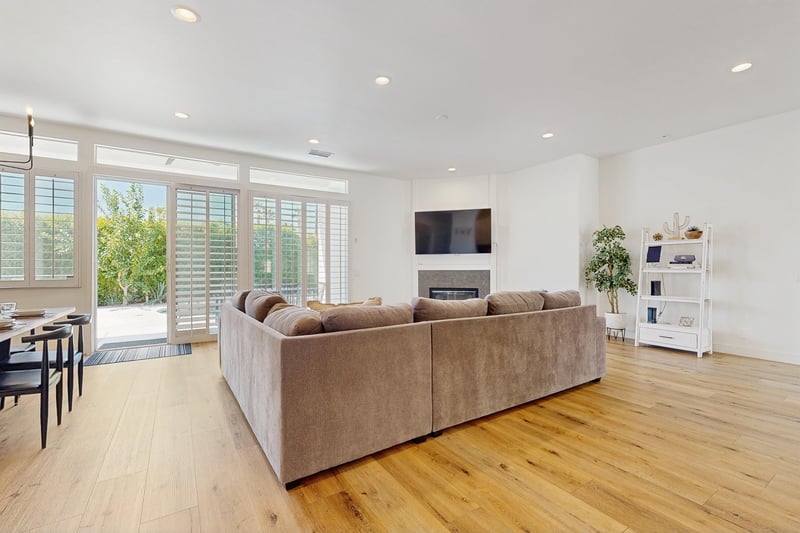 576386