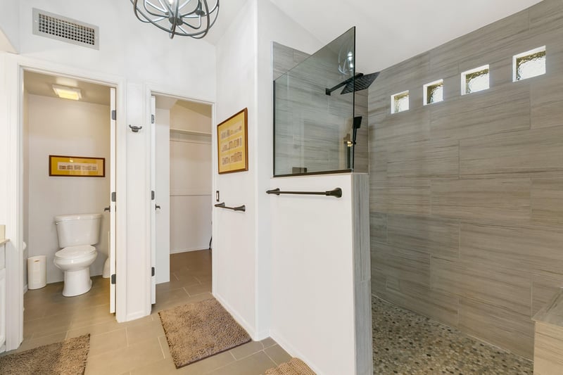 Walk in shower
