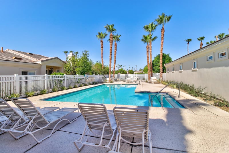 582151