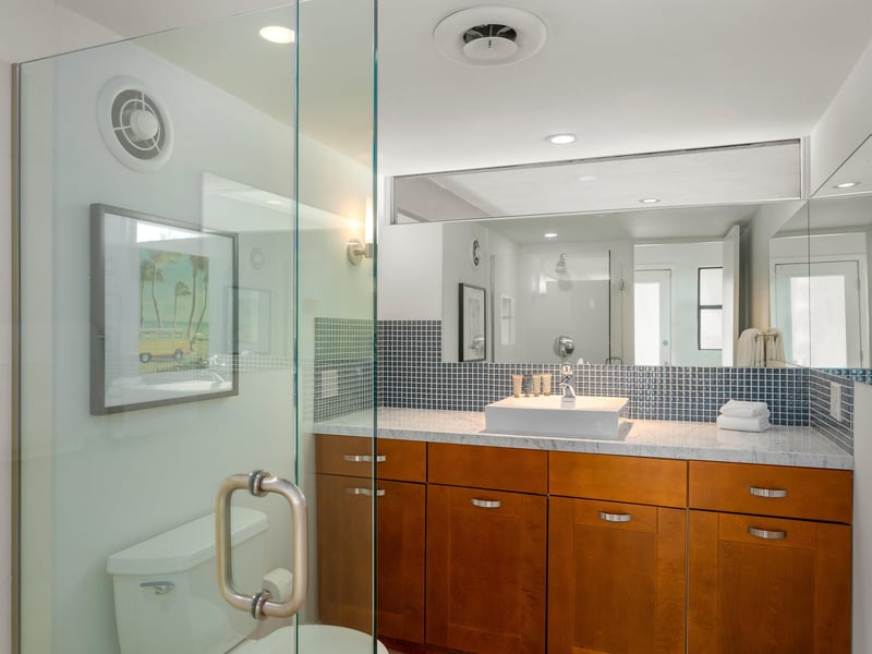 Ensuite bath