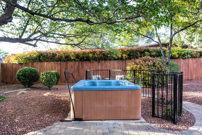 582987