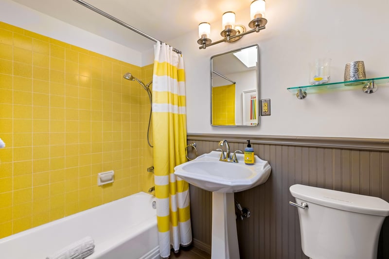 Guest bathroom