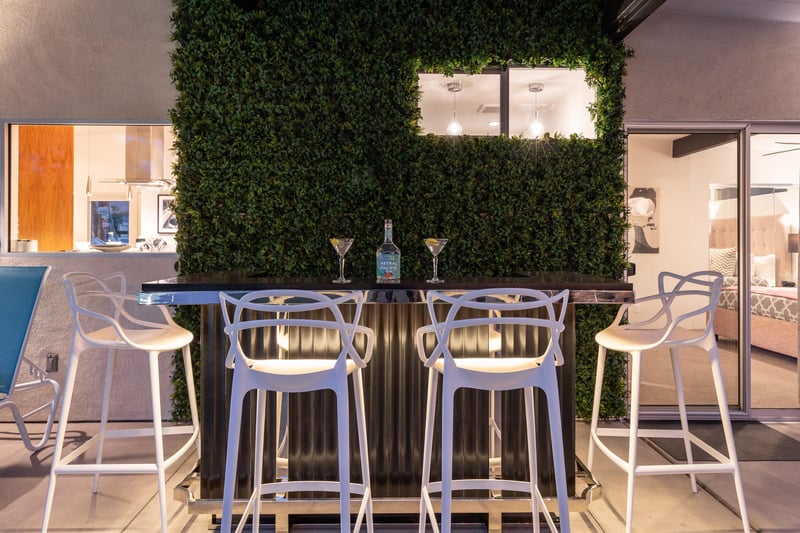 Bar seating for 4