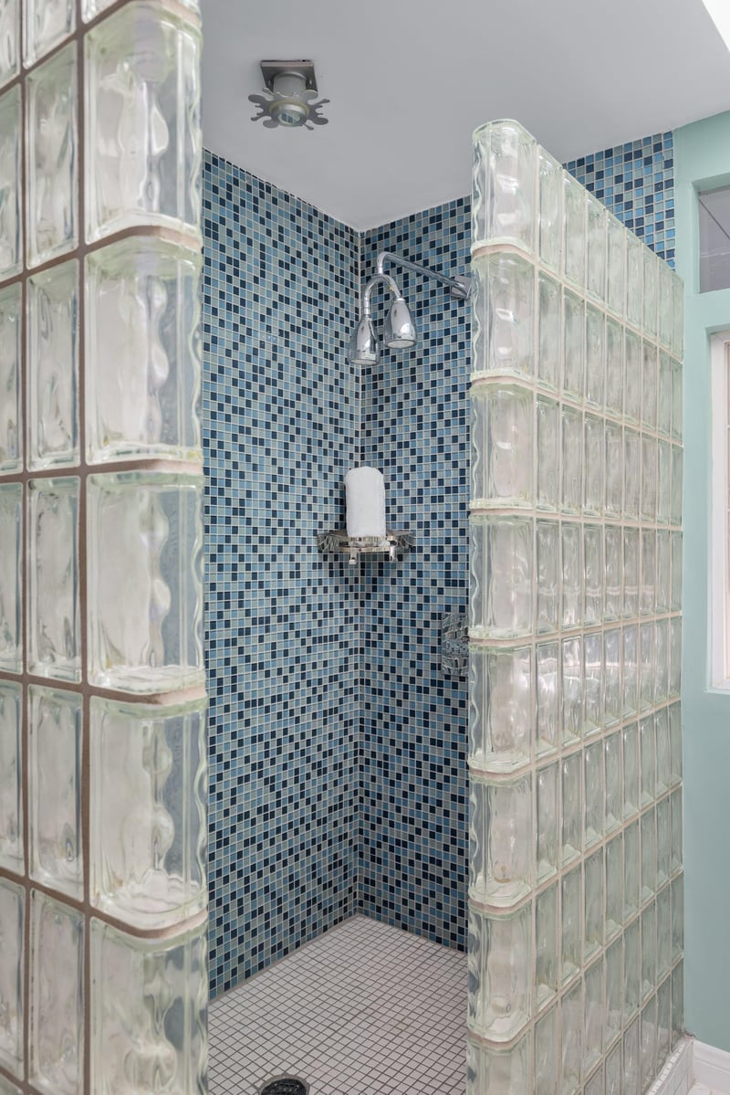 Guest bath