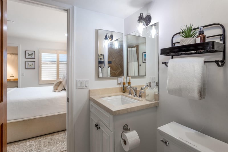Ensuite bathroom