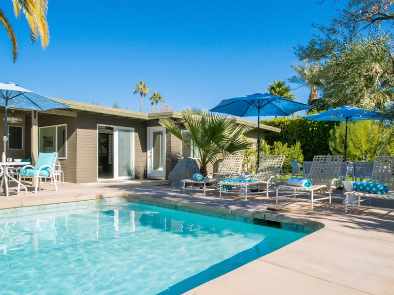 Palm Springs style