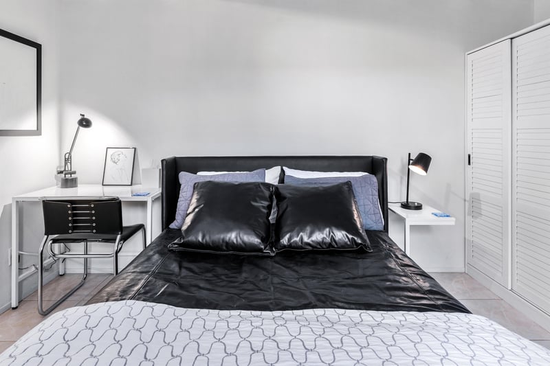 Lovely guest room
