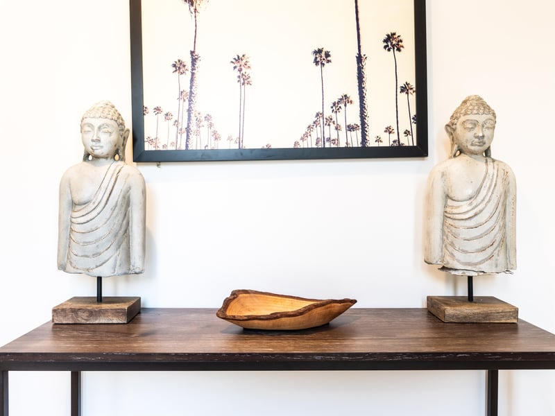 Unique Decor
