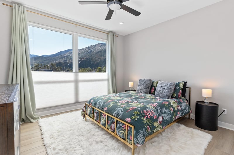 Guest bedroom