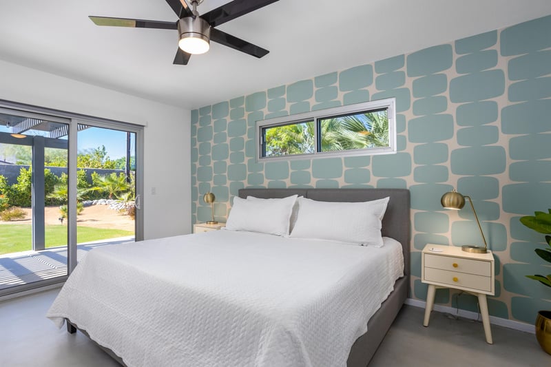Cozy guest bedroom