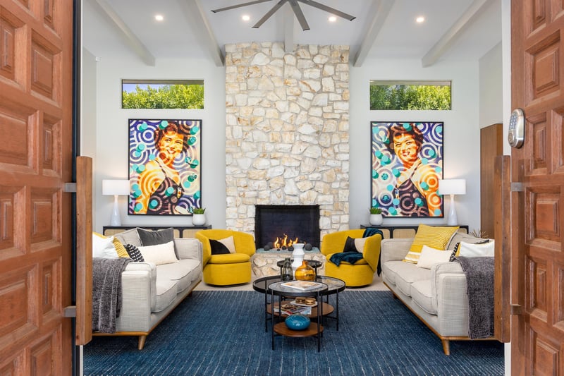 Luxurious living area