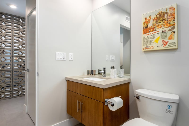 Ensuite bath