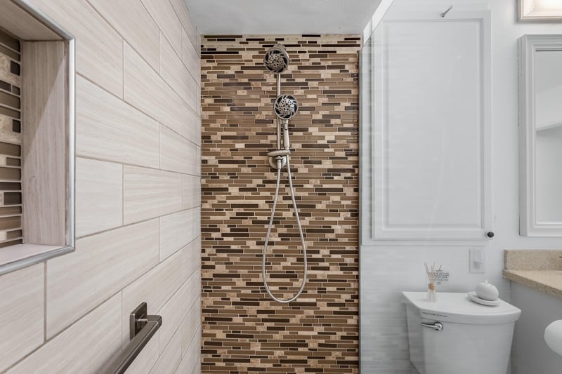Guest shower