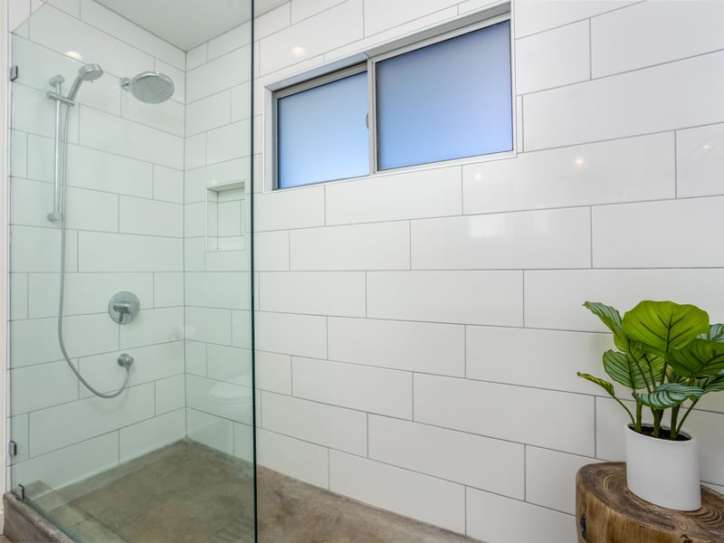 Deluxe Master Bath at The Fab Four