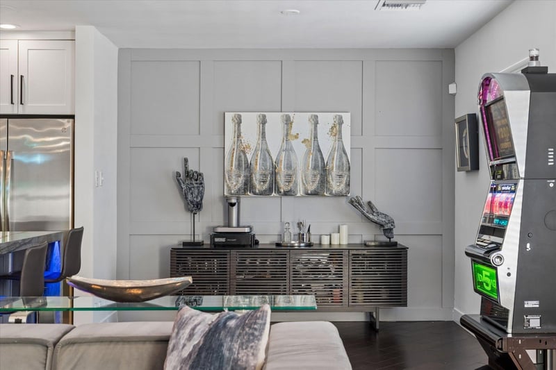 Modern decor.