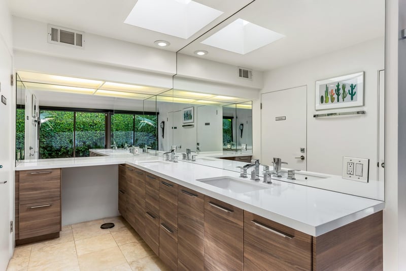 Lavish bathroom vanity