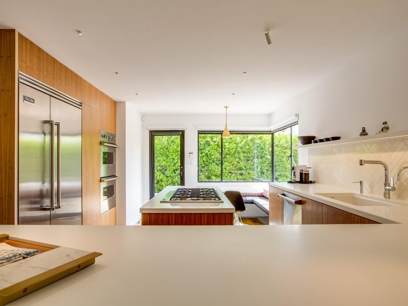 Well equipped kitchen