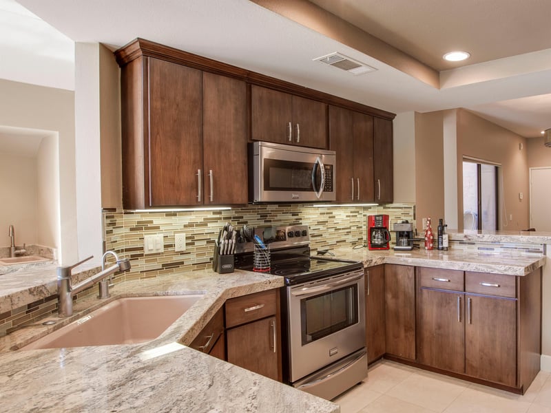 Kitchen perfect for meal group prep