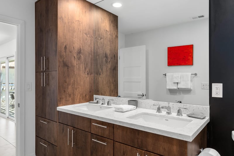 Dual vanity sink.