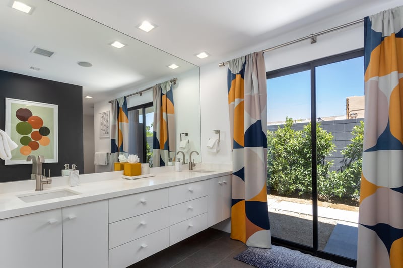 Pamper yourself in the luxurious bathroom