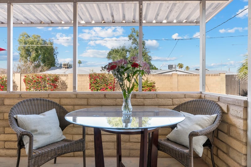 Outdoor dining space